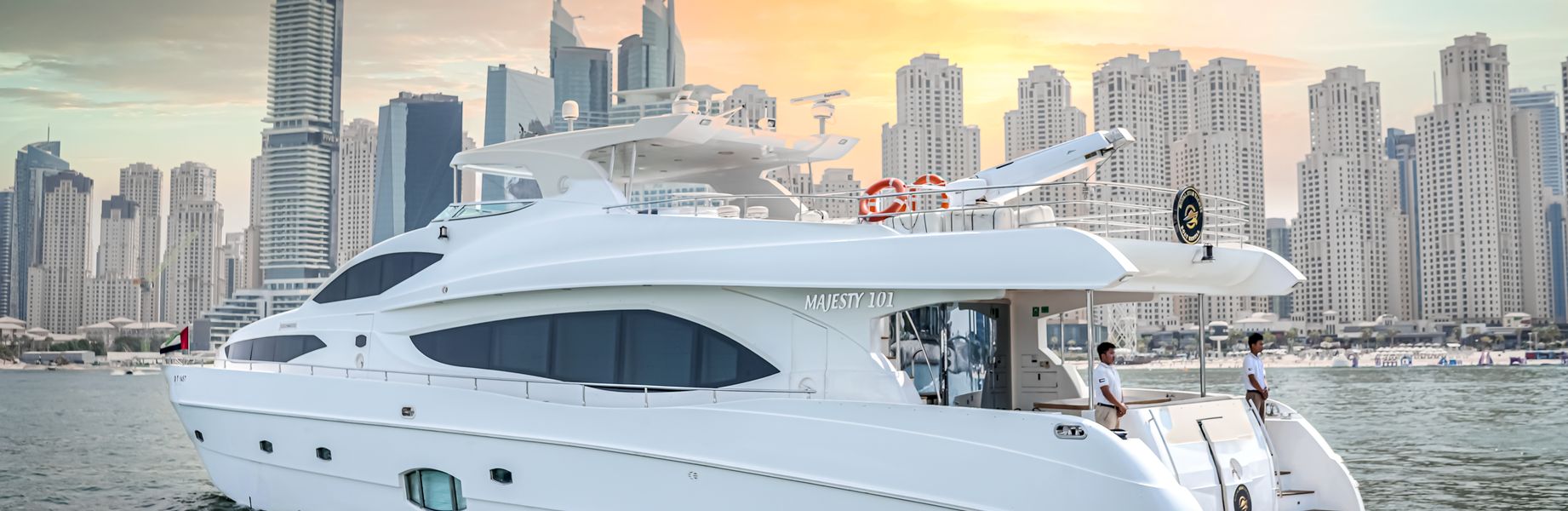 Yacht Majesty 101