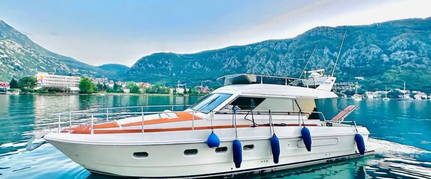 Bateaux à moteur Ferretti 39 fly