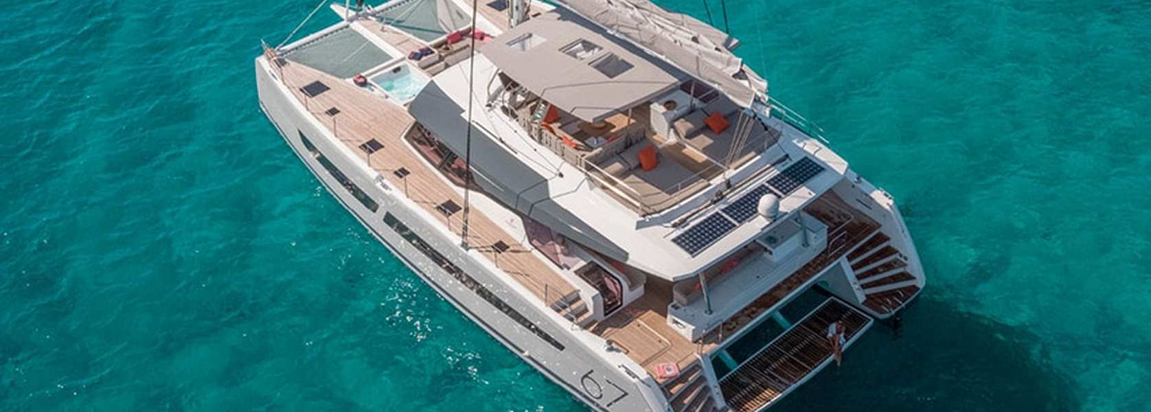 Catamarano Fountaine Pajot 60