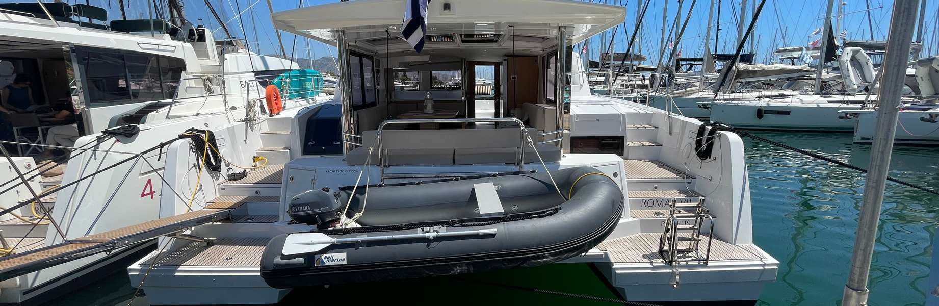 Catamaran Bali 4.6