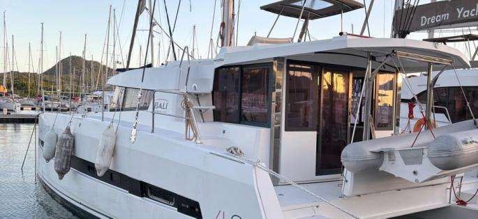 Catamarán Bali 4.0
