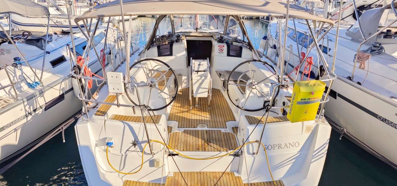 Barca a vela Sun Odyssey 379