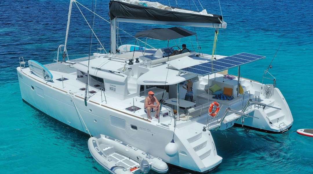 Catamarano Lagoon 450 F
