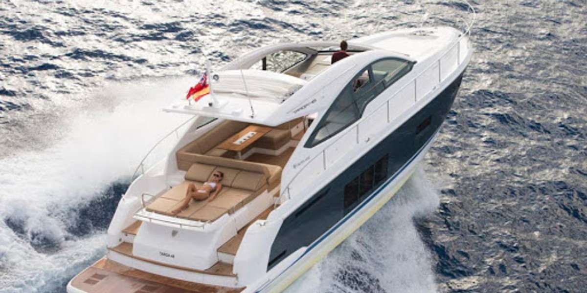 Yate de lujo Fairline 60