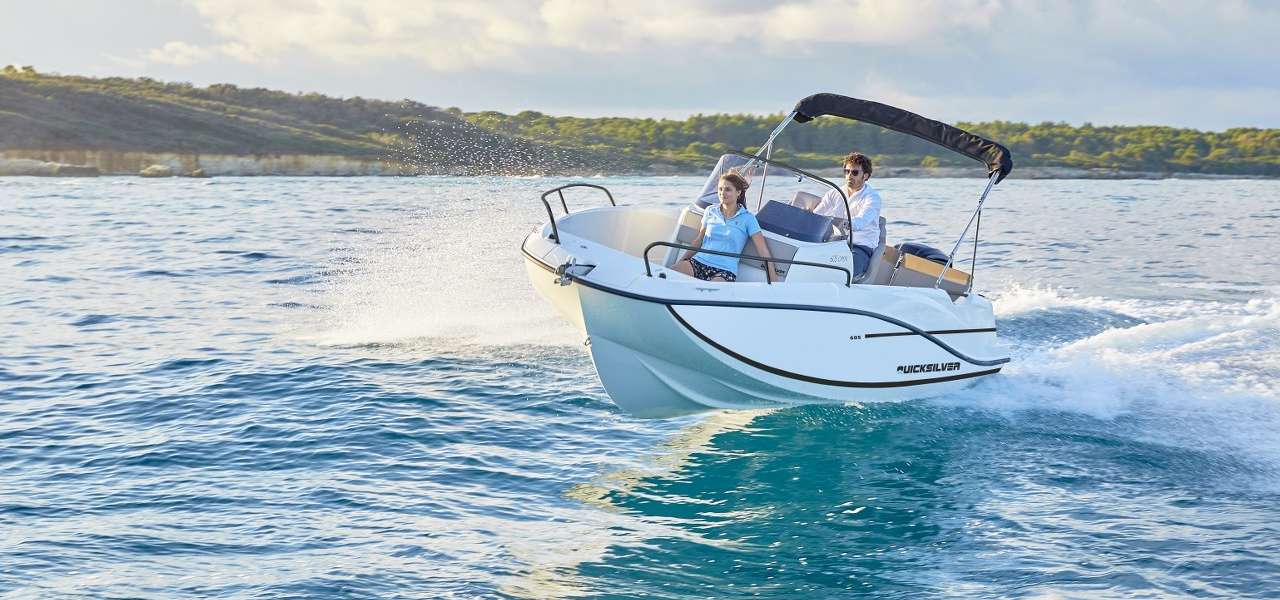 Motorboot Activ 605 SunDeck