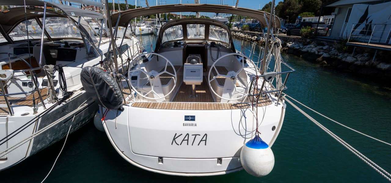 Sailboat Bavaria 37 Cruiser