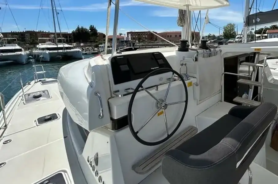 Catamarán Lagoon 42