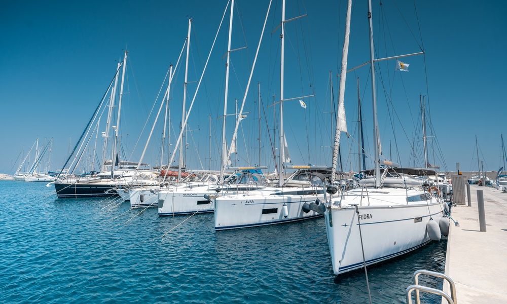 Łódź Żaglowa Bavaria C42