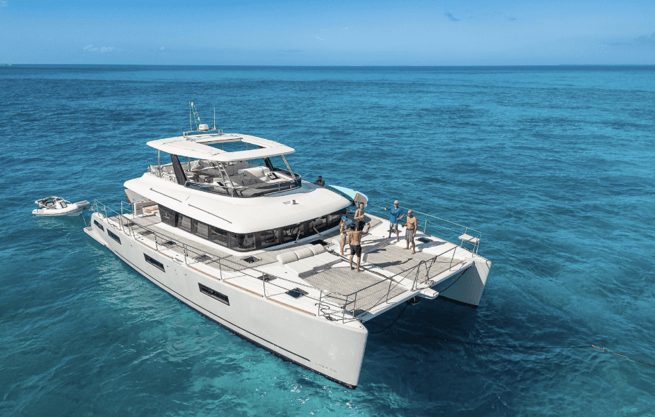 Catamarano a Motore Lagoon 630 MY