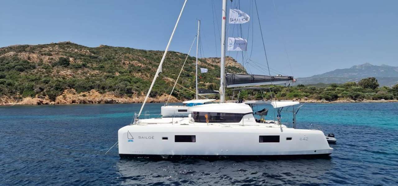 Catamaran Lagoon 42