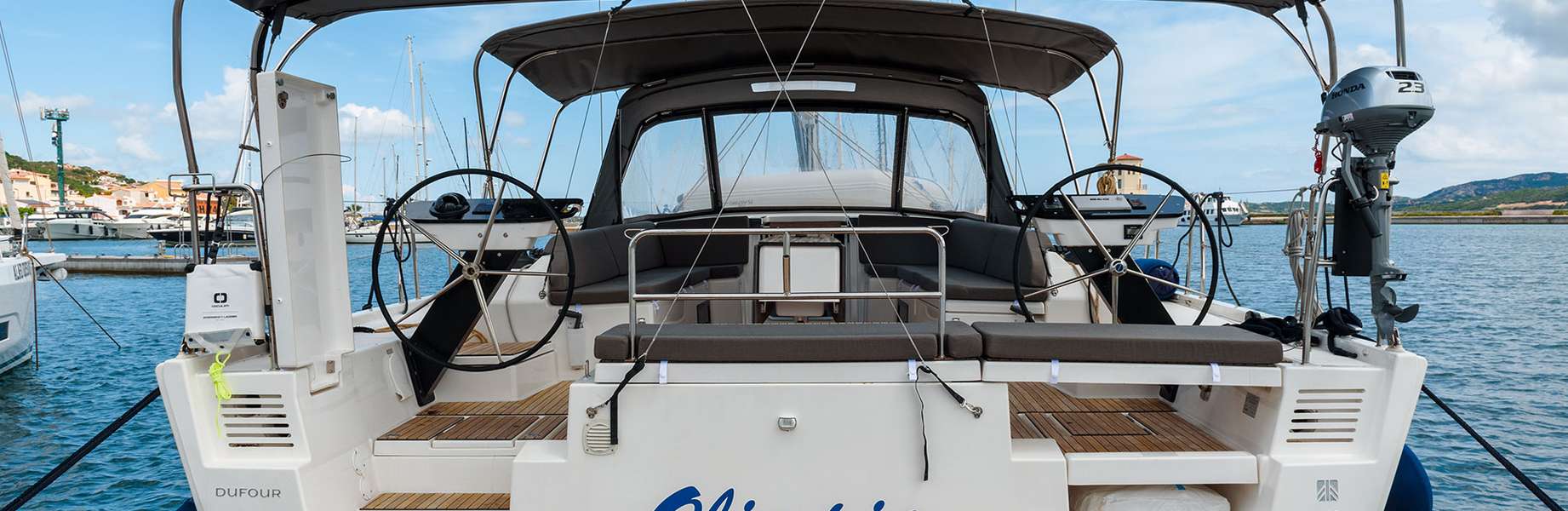 Velero Dufour 530