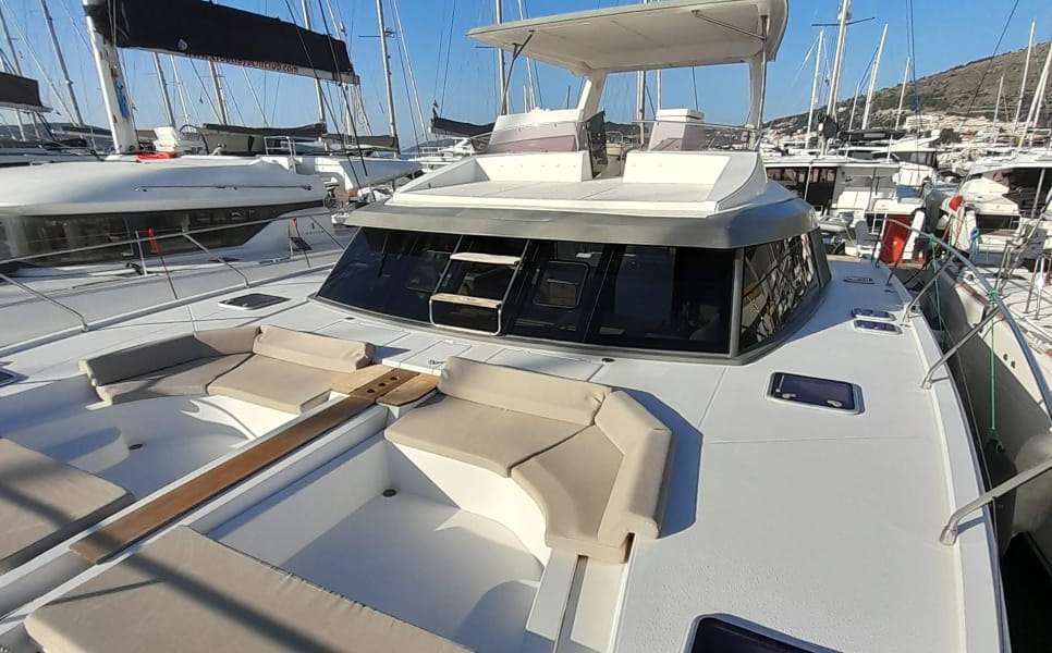 Catamaran à Moteur Nautitech 47 Power