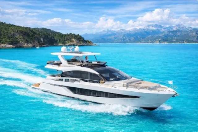 Barca a motore Galeon 640 Fly