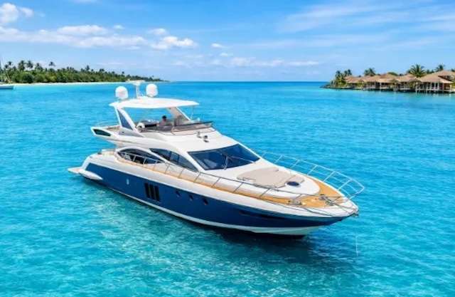 Barca a motore Azimut 64 Fly