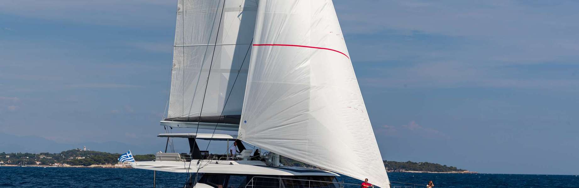 Catamarano Thíra 80