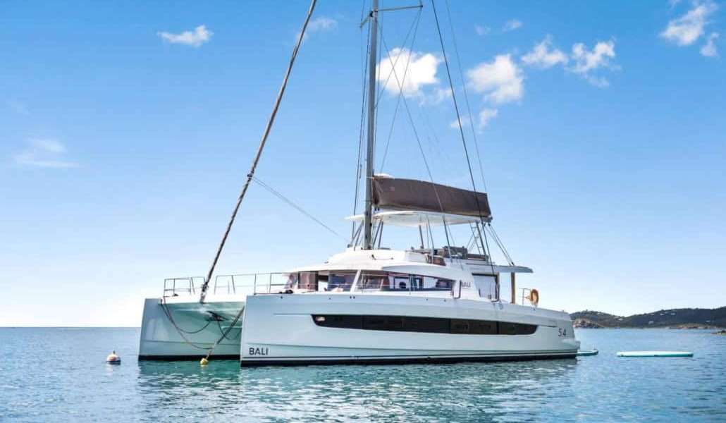 Catamaran Bali 5.4