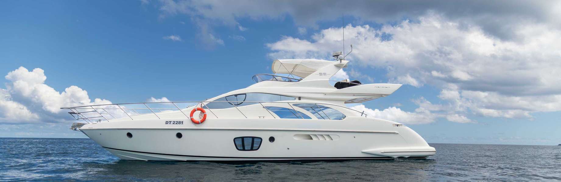 Barca a motore Azimut 55