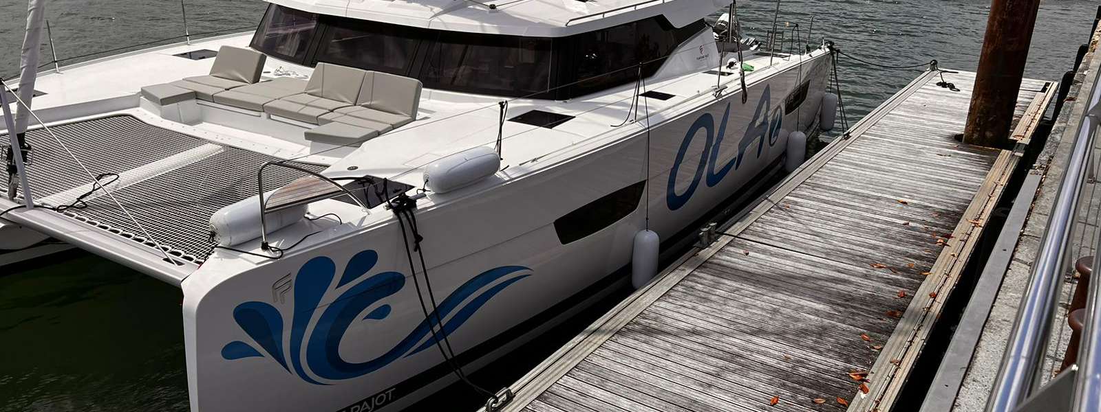 Catamarán Elba 45
