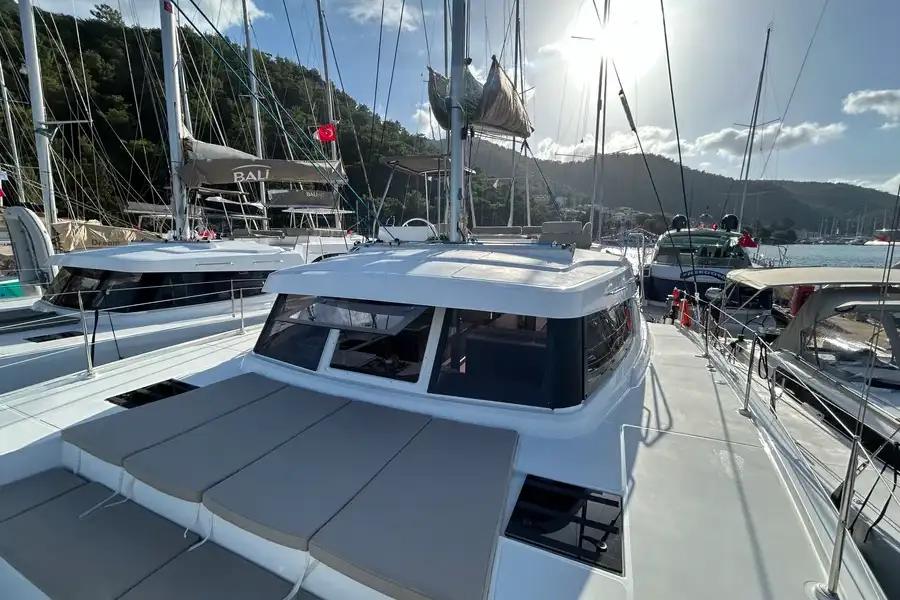 Катамаран Bali Catspace Voile