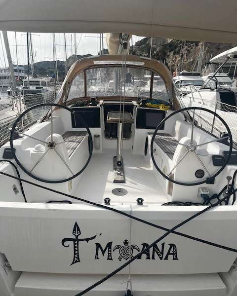 Sailboat Dufour 350 Grand Large