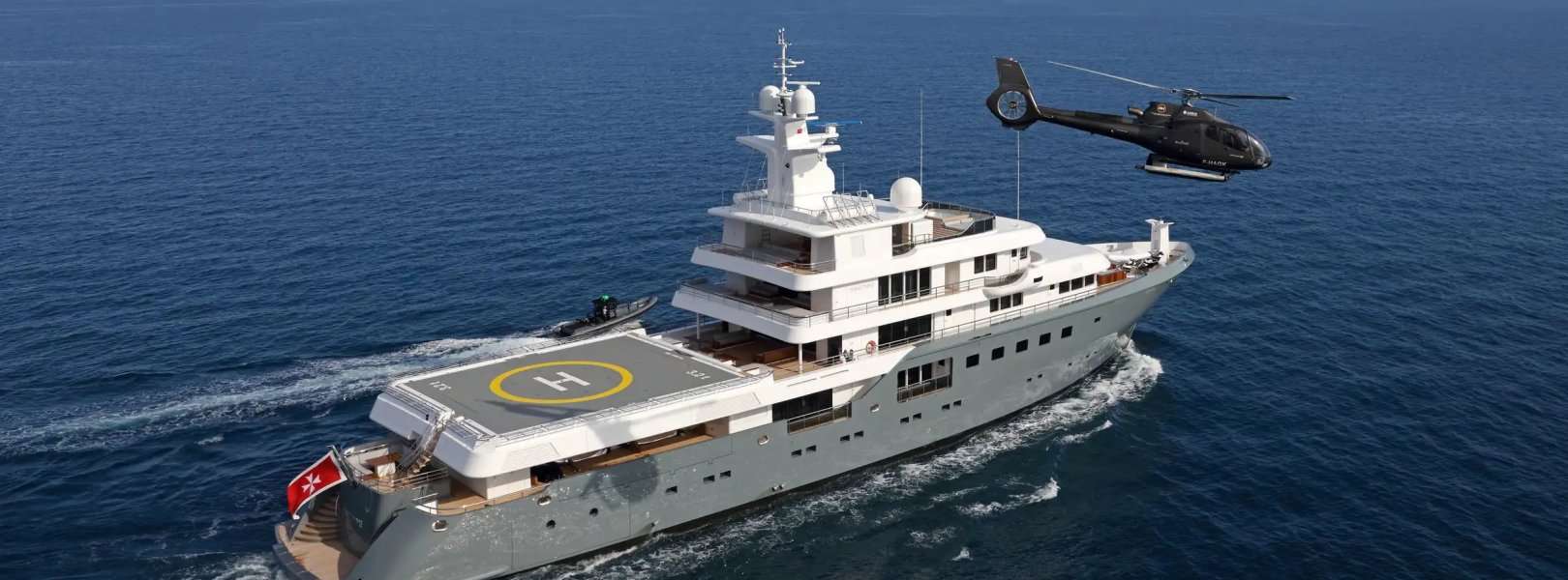 Luxury Yacht Planet Nine