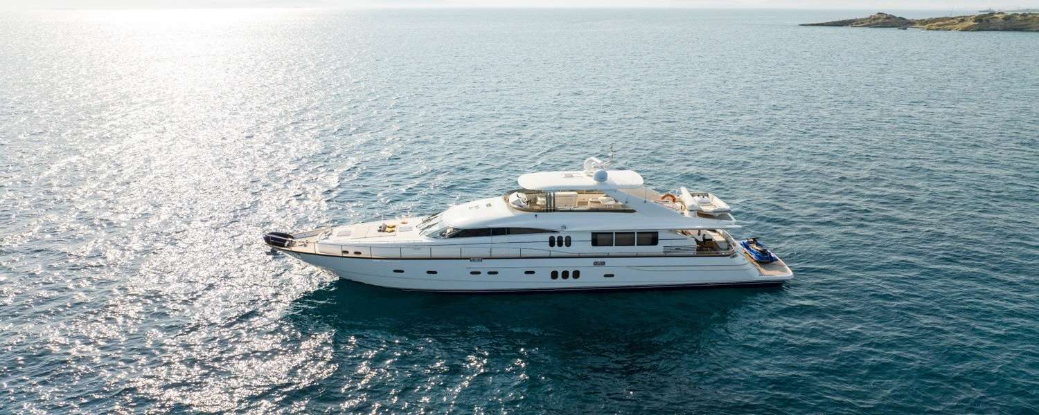 Luxury Yacht Princess 23