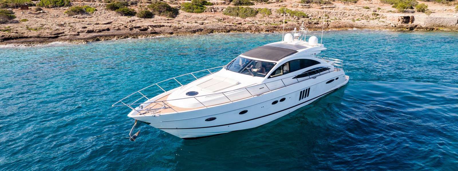 Luxury Yacht Princess V65