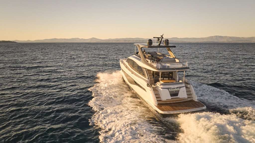 Luxury Yacht Princess Y72