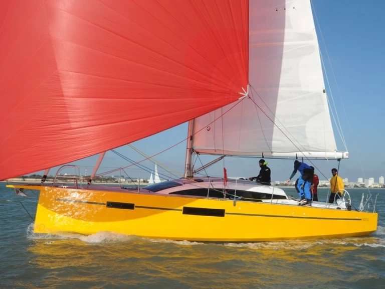 Sailboat RM 1070