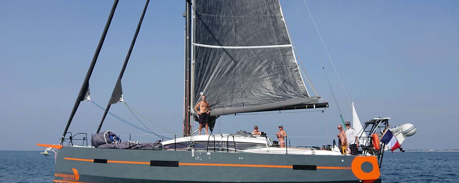 Velero RM 1370