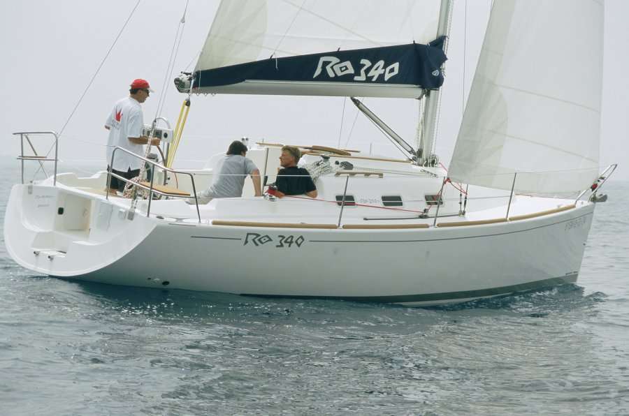 Segelboot RO 340