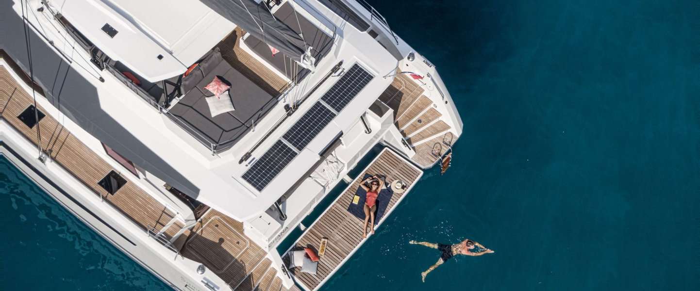 Catamarano Samana 59
