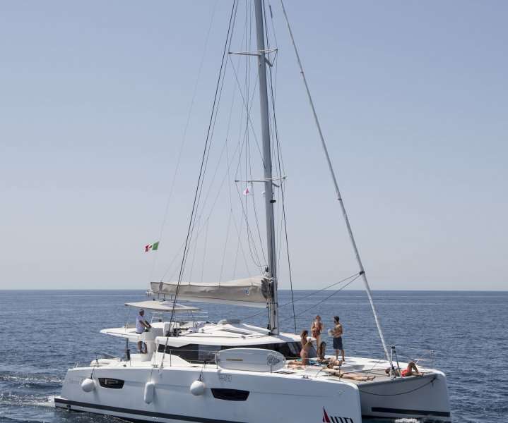 Catamaran Saona 47