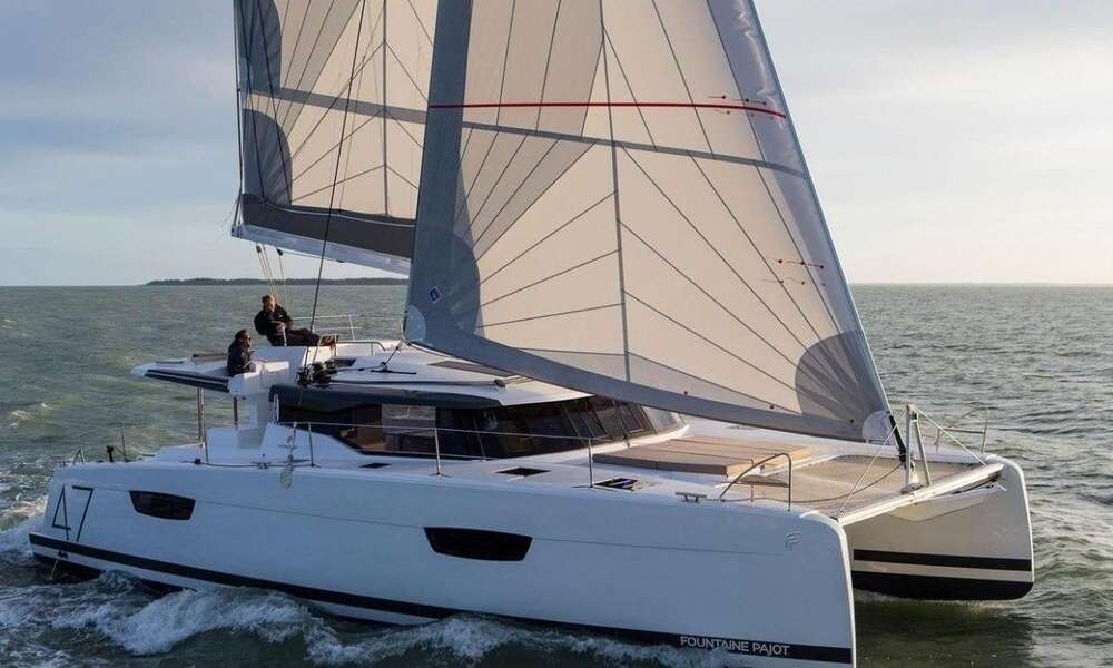 Catamaran Saona 47