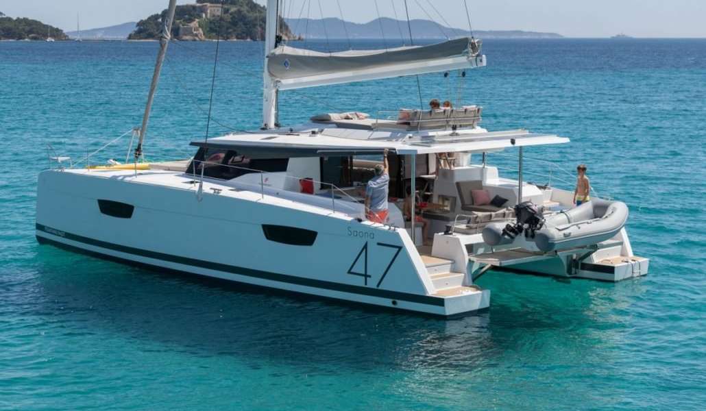 Catamaran Saona 47