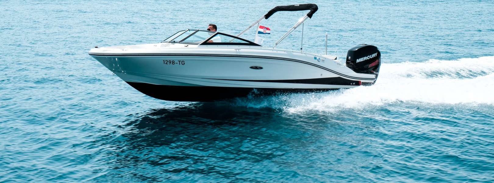 Łódź Motorowa Sea Ray SPX 210