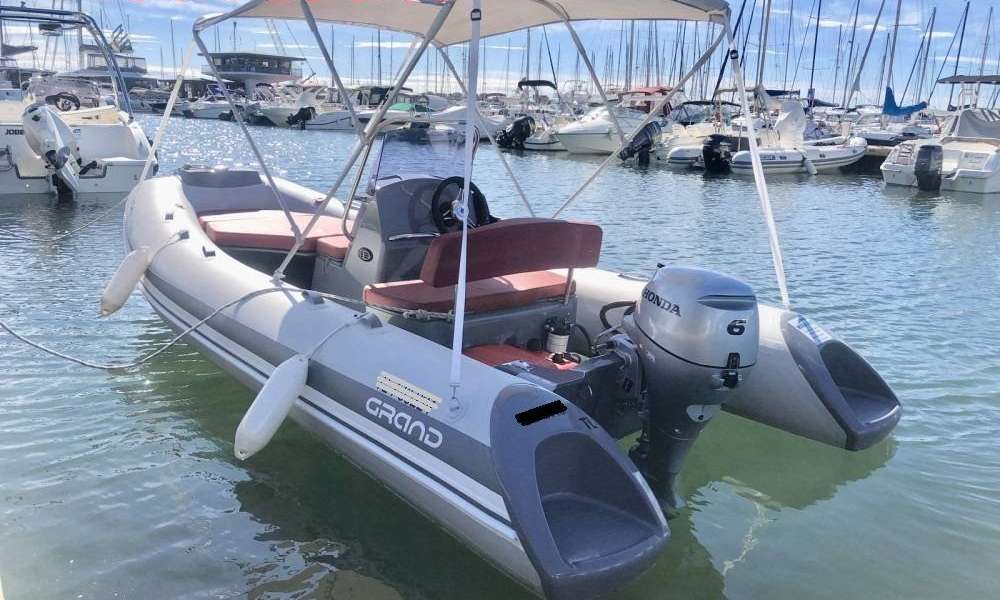 Bateau Semi-rigide Silver Line S470