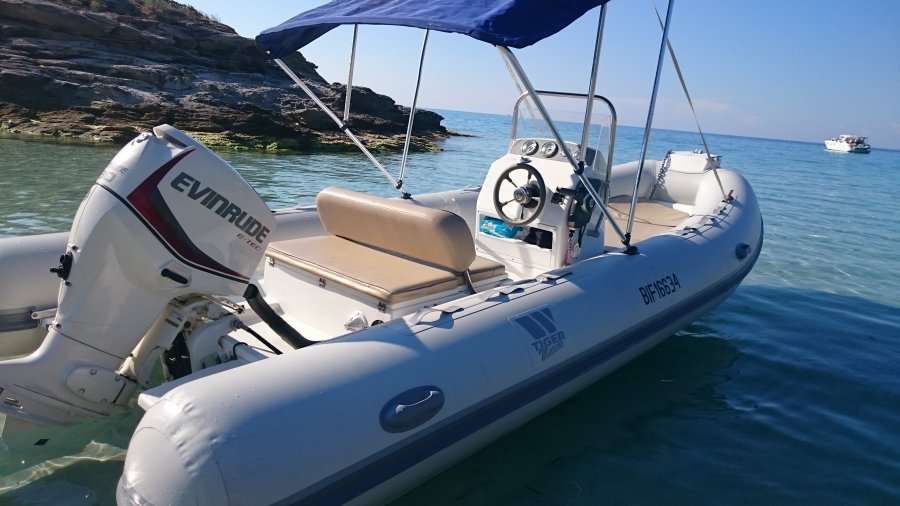 Bateau Semi-rigide Sportline 520