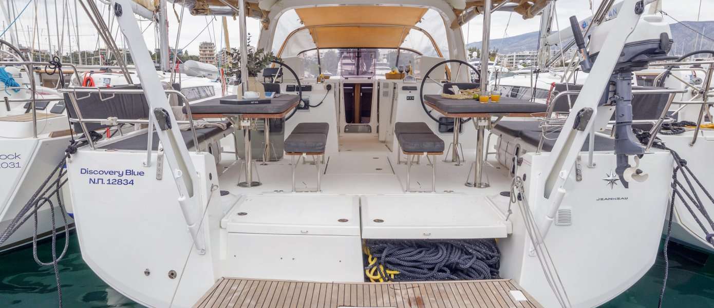 Velero Sun Loft 47