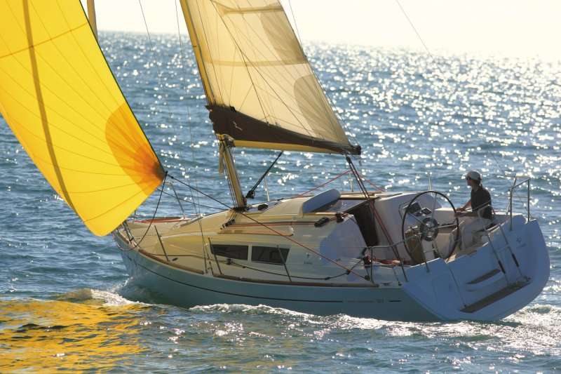 Парусная яхта Sun Odyssey 30i