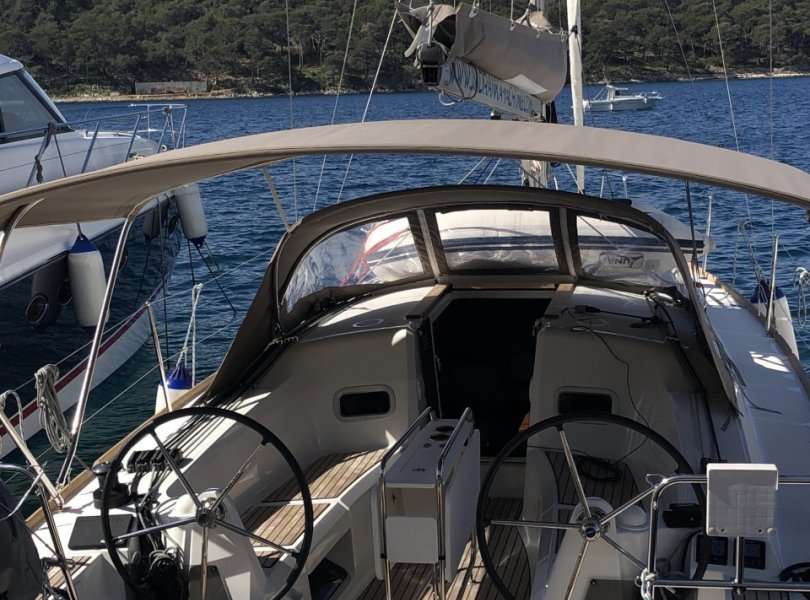 Velero Sun Odyssey 349