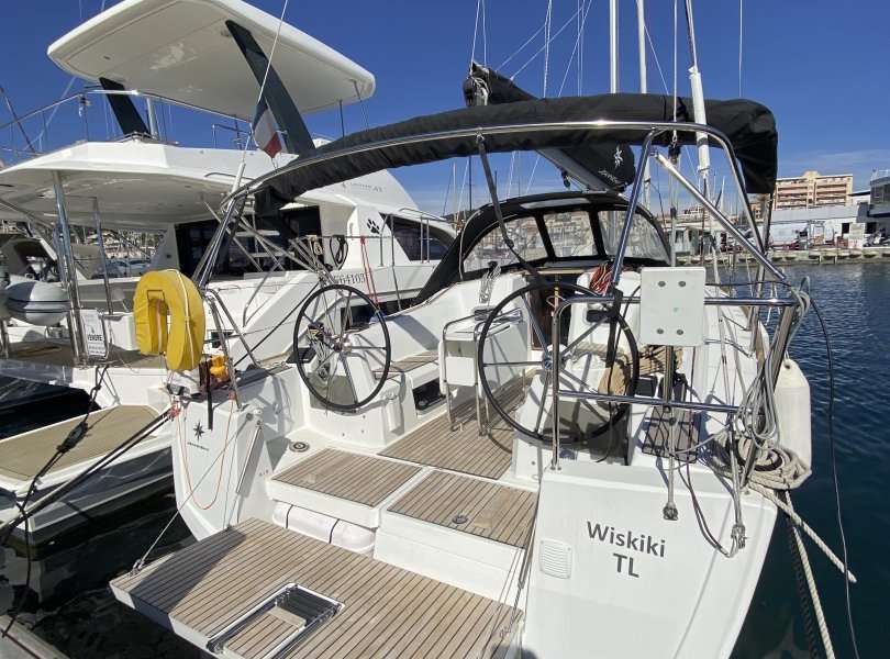 Sailboat Sun Odyssey 349