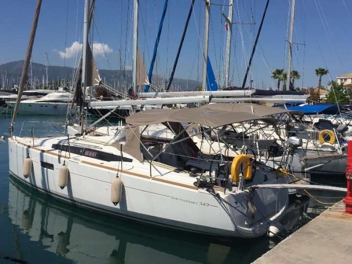 Barca a vela Sun Odyssey 349