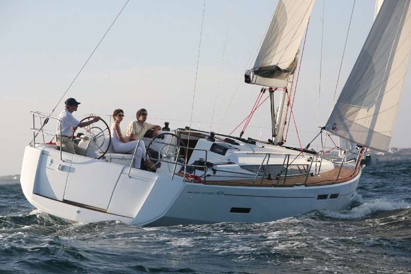 Парусная яхта Sun Odyssey 409