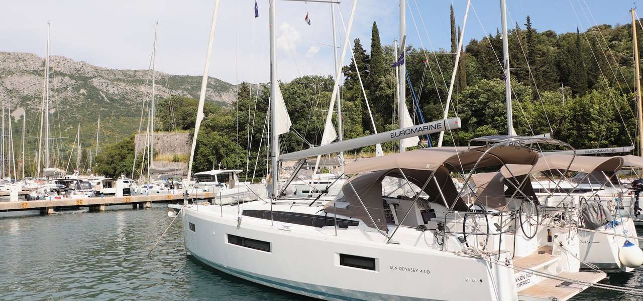 Segelboot Sun Odyssey 410