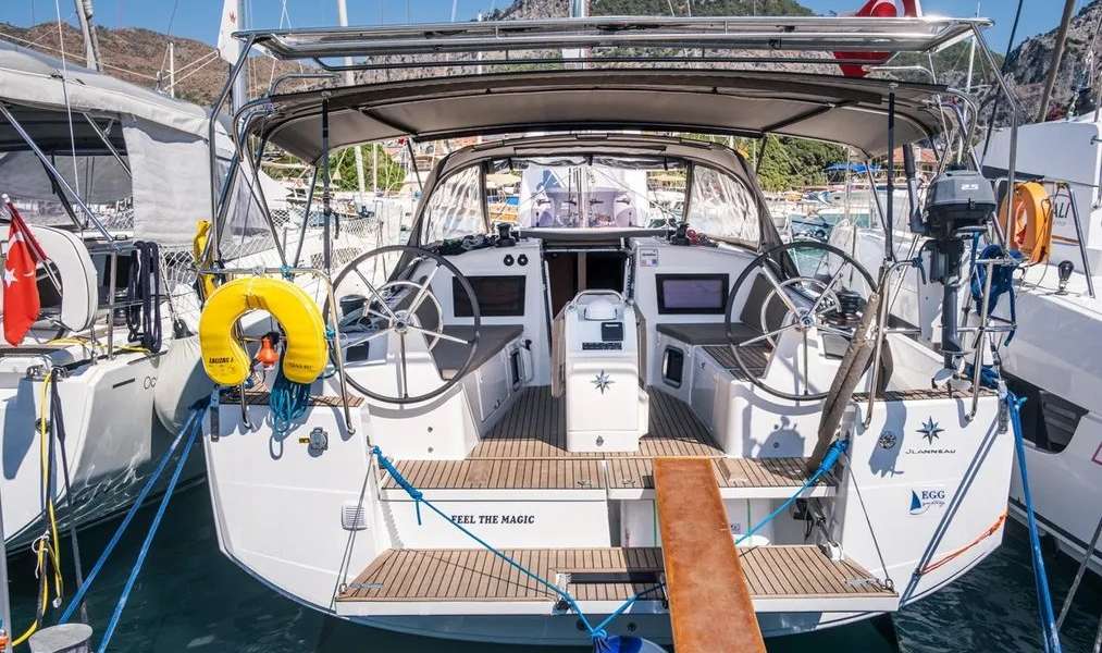 Velero Sun Odyssey 410