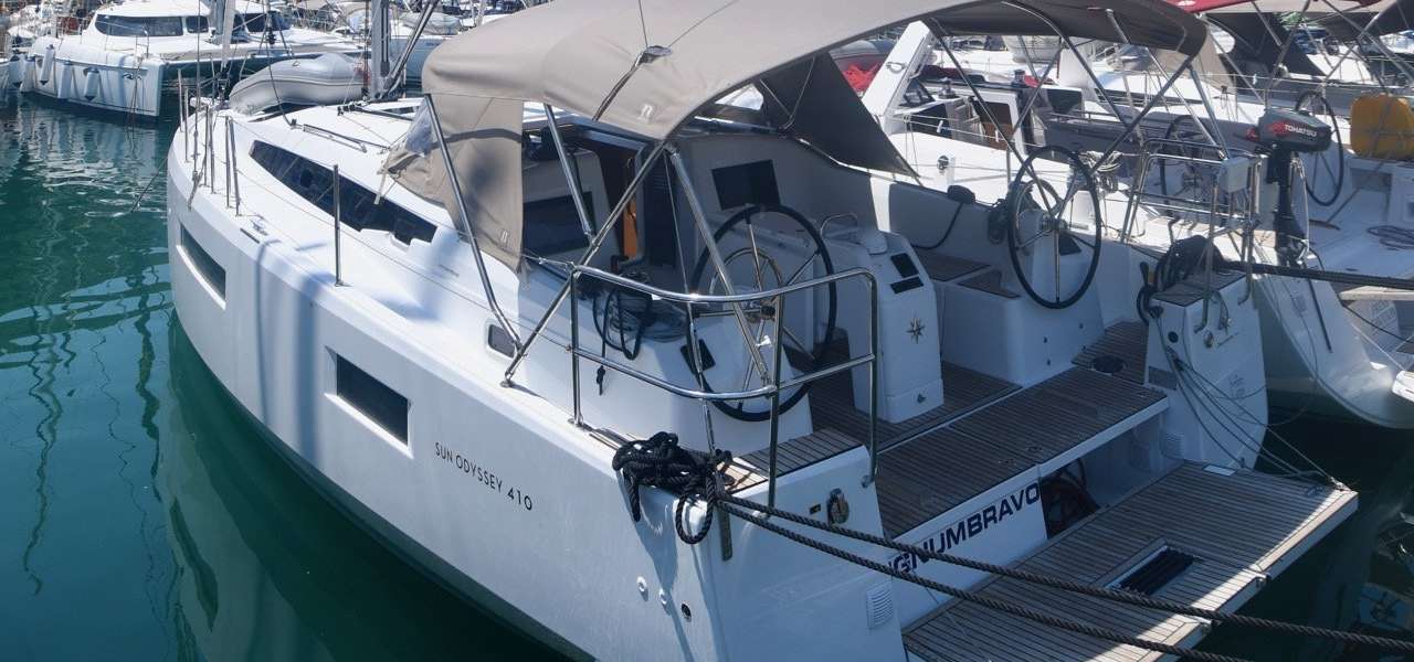 Парусная яхта Sun Odyssey 410