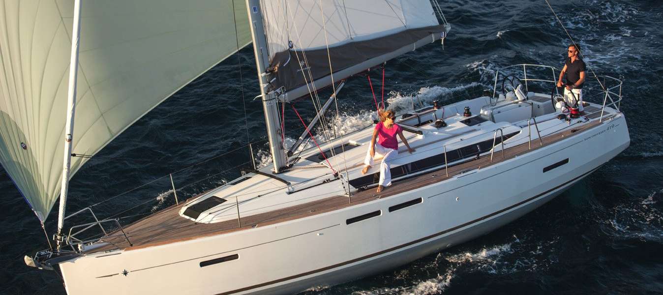 Sailboat Sun Odyssey 419