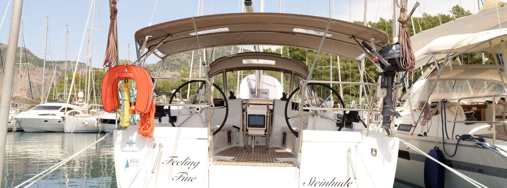 Sailboat Sun Odyssey 419