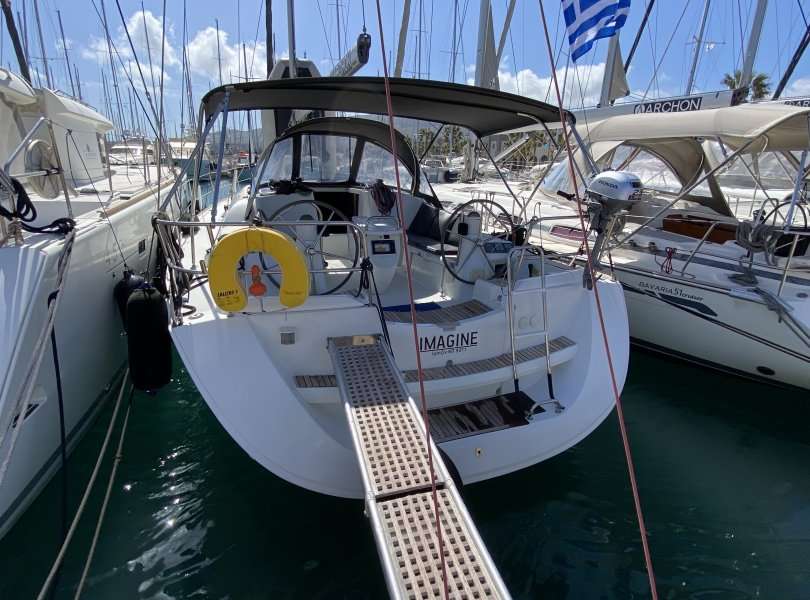 Парусная яхта Sun Odyssey 42i